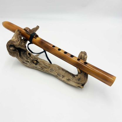 Flûte amérindienne en bambou caramel accordée en La 432Hz à 6 trous