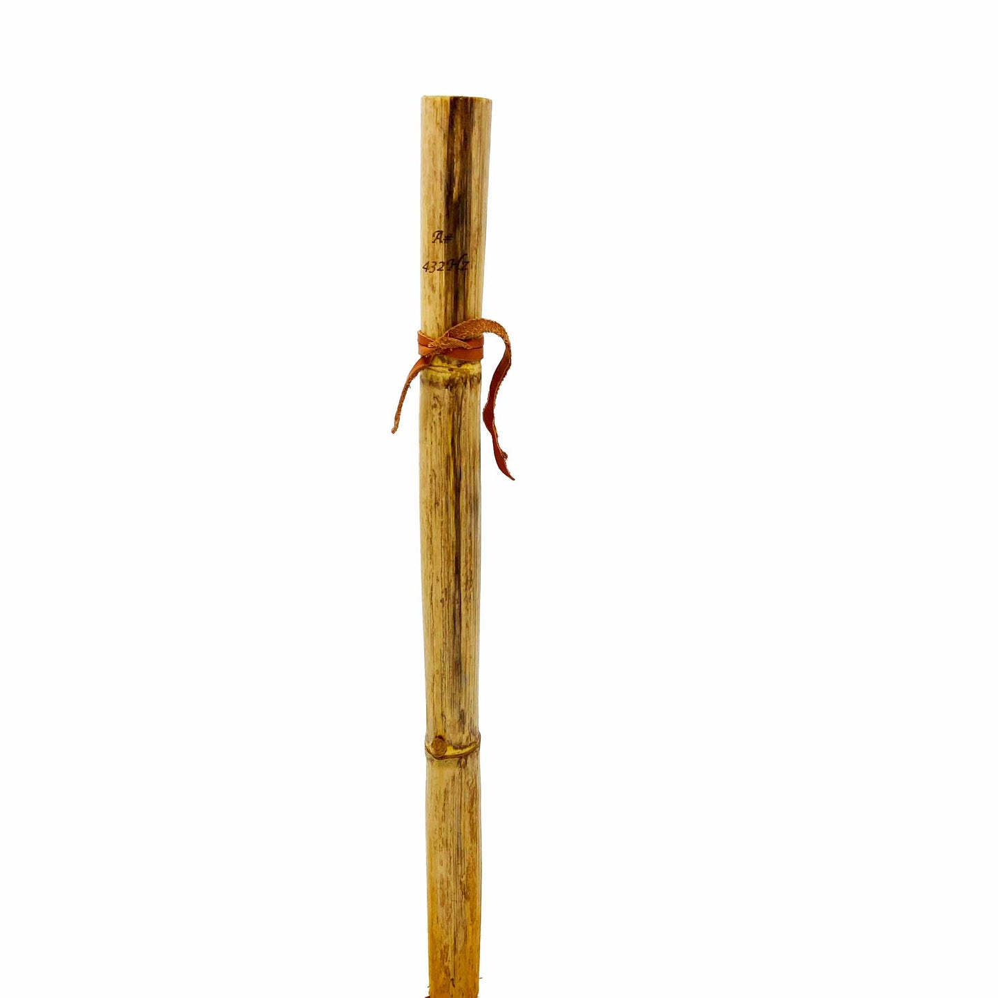 Flöte der amerikanischen Ureinwohner in Provence Cane – gestimmt in A# (A#) bei 432 Hz