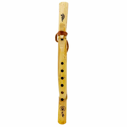 Flöte der amerikanischen Ureinwohner in Provence Cane – gestimmt in A# (A#) bei 432 Hz