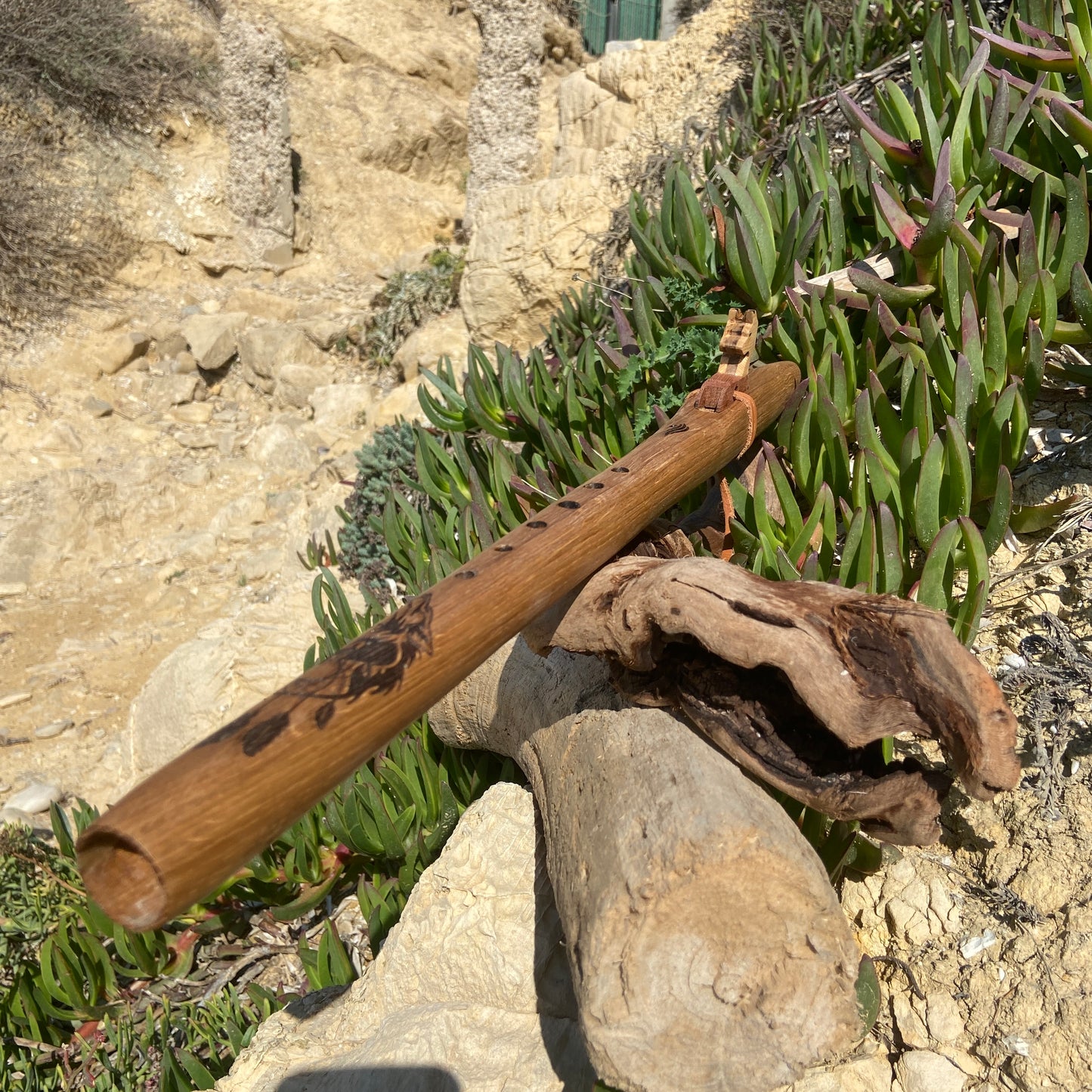 Native American Oak Meditation Flute - Wolf Head and Walnut Totem