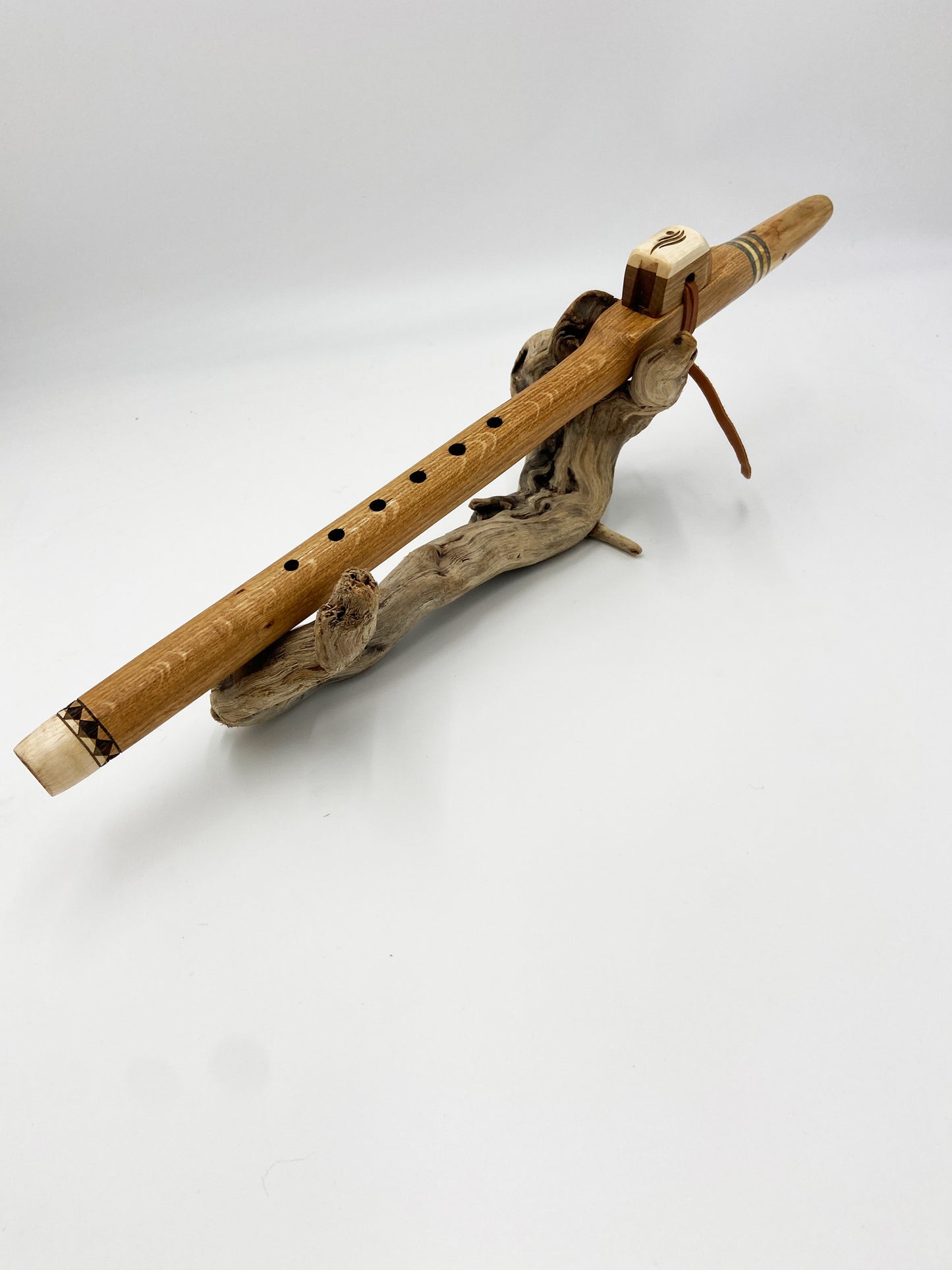 Native American Meditation Flute F# in Oak and Cade