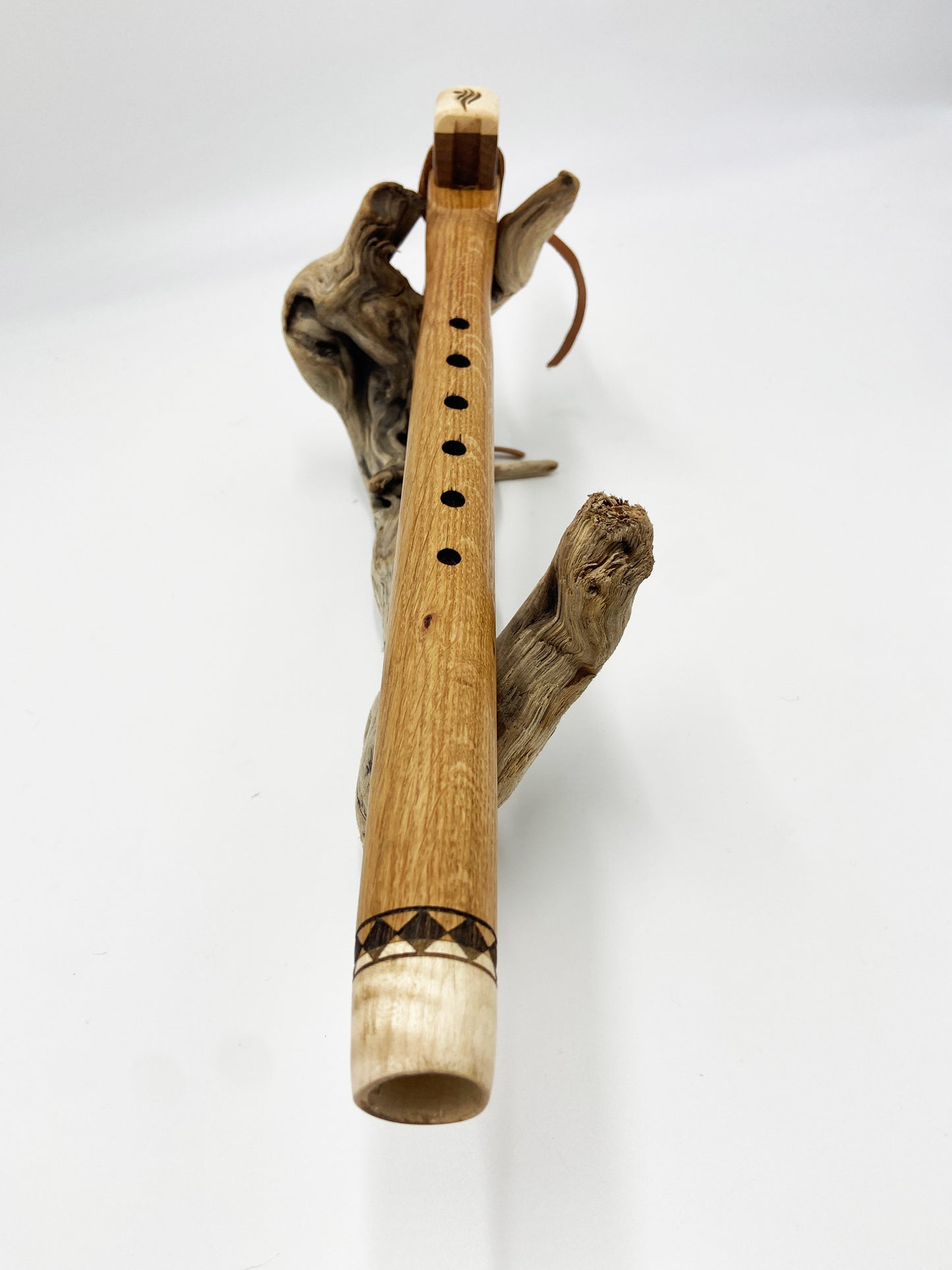 Native American Meditation Flute F# in Oak and Cade