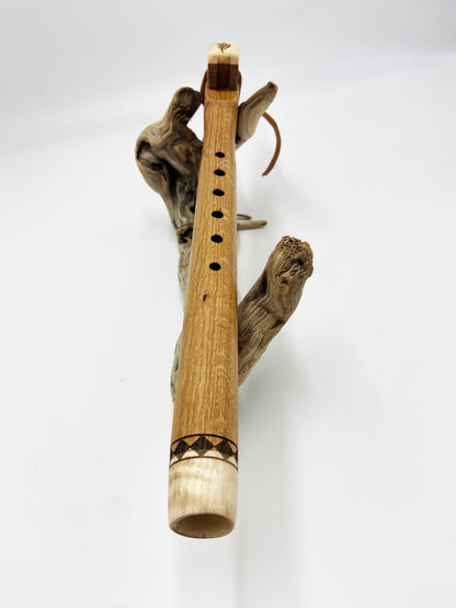 Native American Meditation Flute F# in Oak and Cade